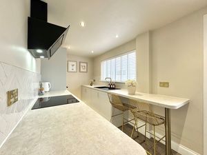 Photo 8- click for photo gallery